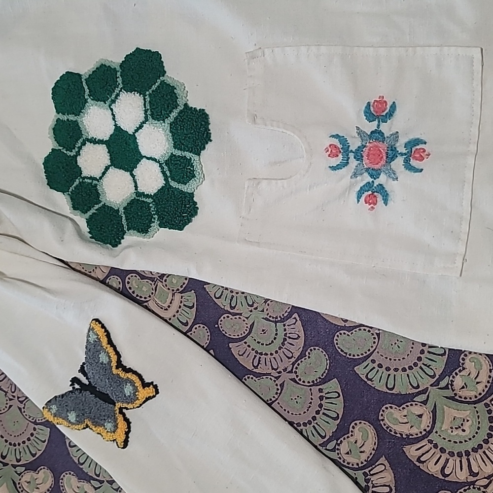 One-of-a-Kind Vintage Hand Embroidered Light Weight Linen Jacket - Picture 2 of 12